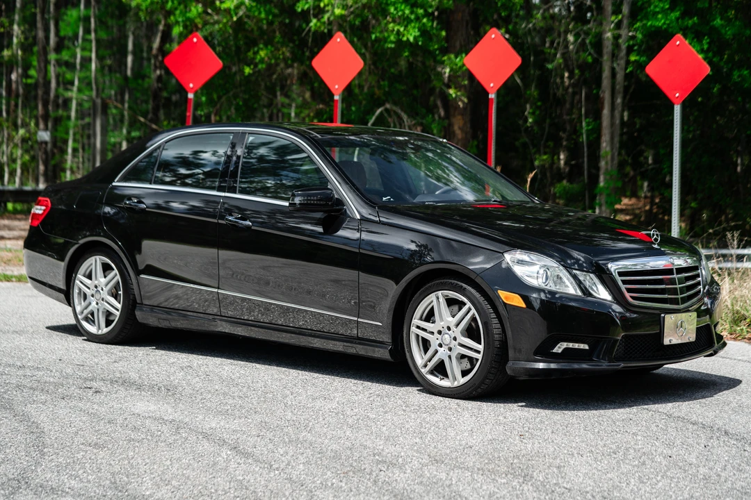 2010 Mercedes-Benz W212 E-Class - Image 28 of 31