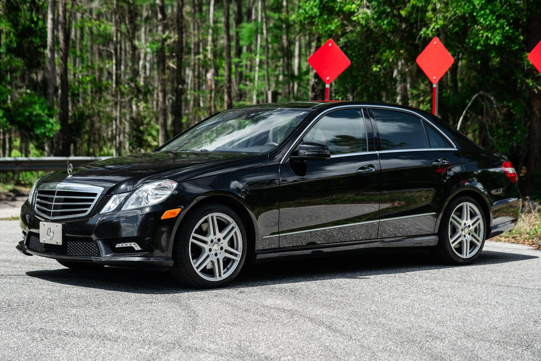2010 Mercedes-Benz W212 E-Class - Image 8 of 31