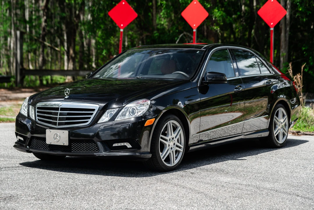 2010 Mercedes-Benz W212 E-Class - Image 7 of 31