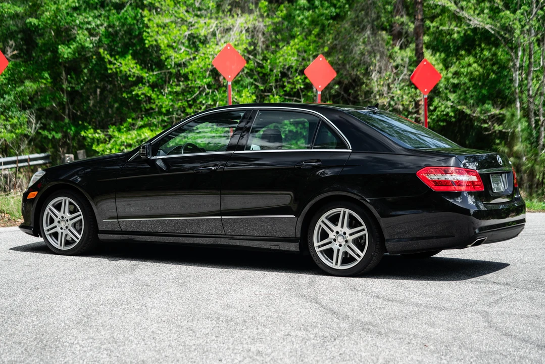 2010 Mercedes-Benz W212 E-Class - Image 12 of 31