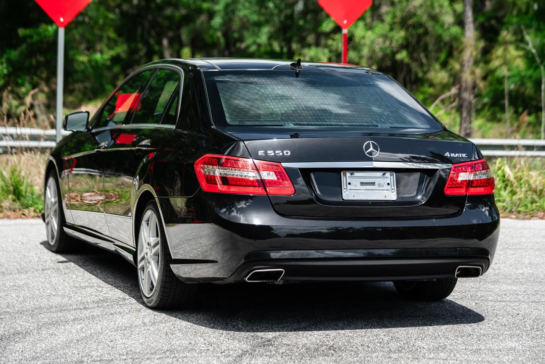 2010 Mercedes-Benz W212 E-Class - Image 18 of 31
