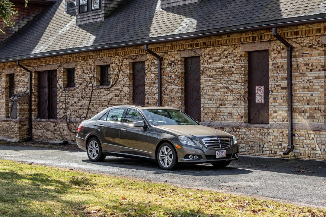 2010 Mercedes-Benz W212 E-Class - Image 12 of 31
