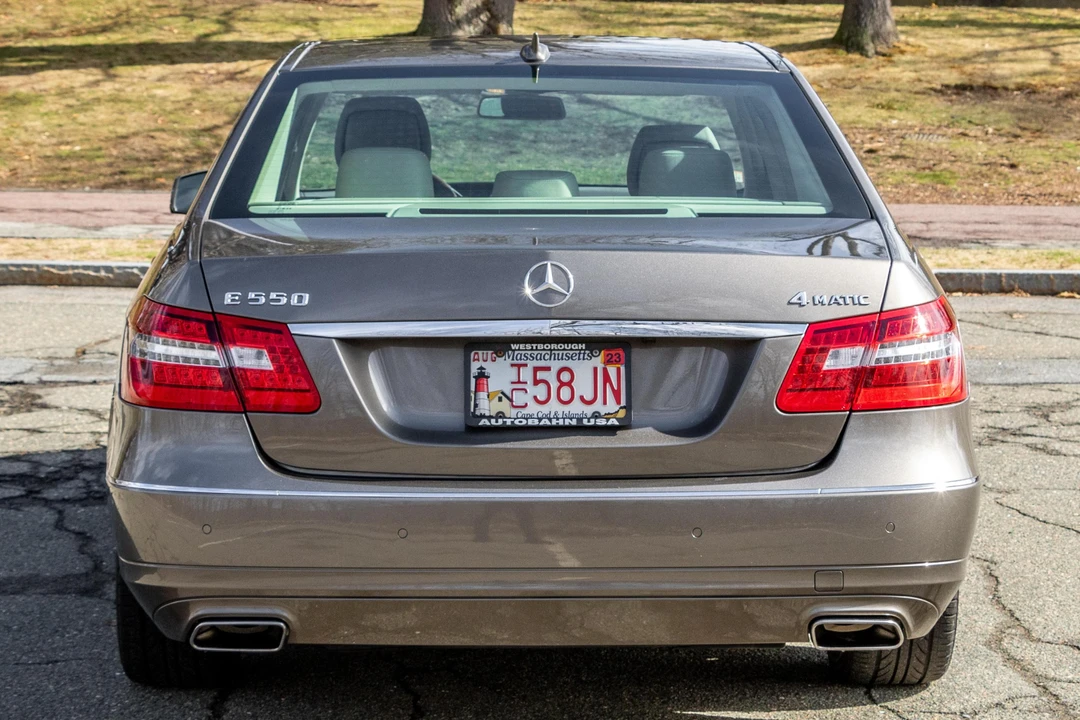 2010 Mercedes-Benz W212 E-Class - Image 5 of 31