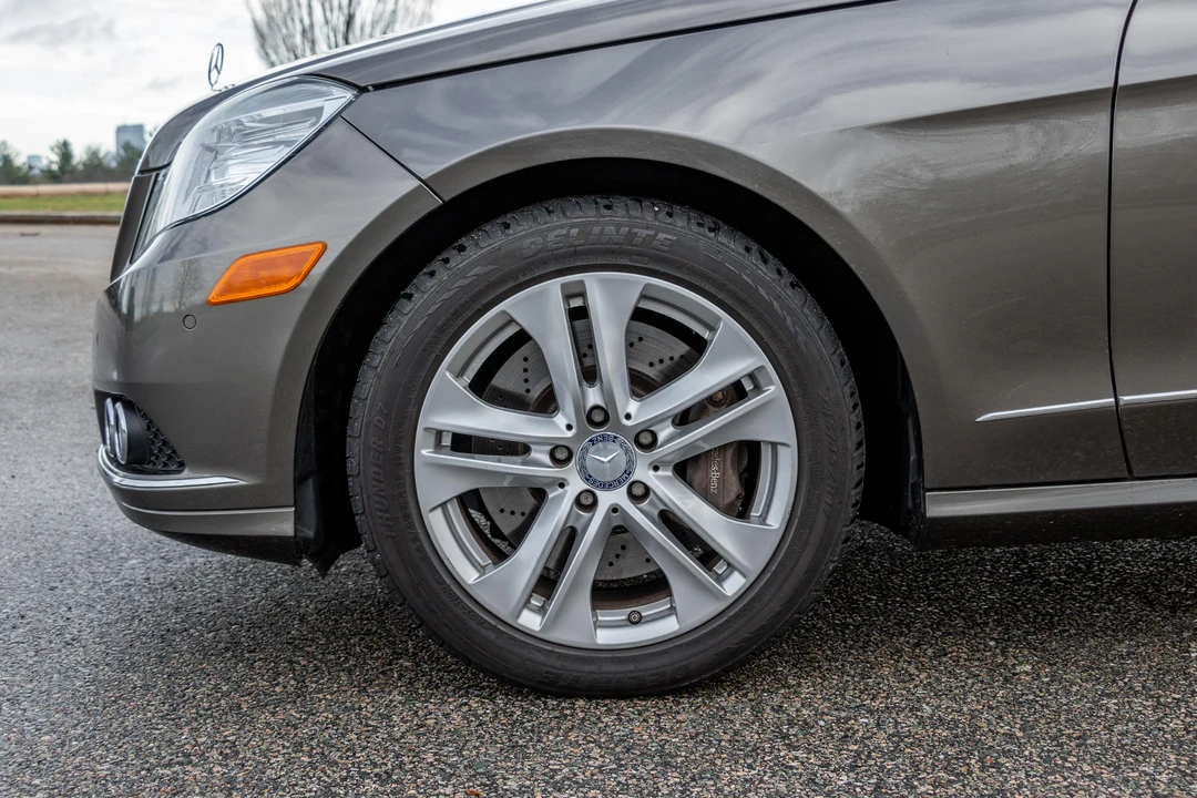 2010 Mercedes-Benz W212 E-Class - Image 23 of 31