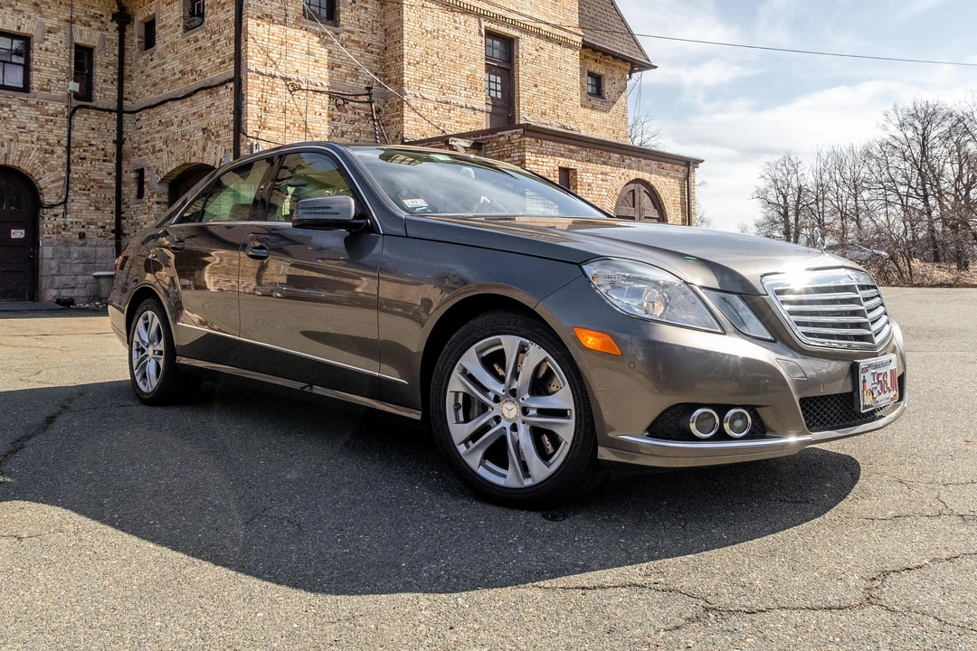 2010 Mercedes-Benz W212 E-Class - Image 13 of 31