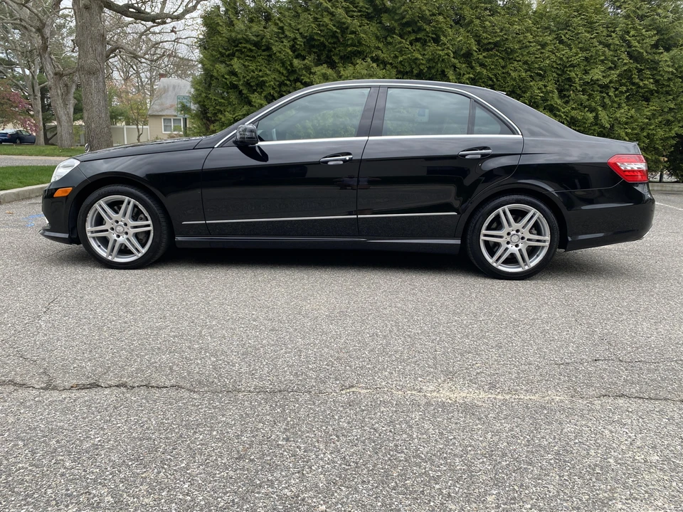 2010 Mercedes-Benz W212 E-Class - Image 8 of 31