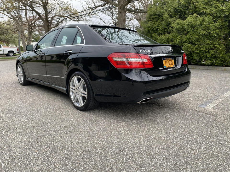 2010 Mercedes-Benz W212 E-Class - Image 9 of 31