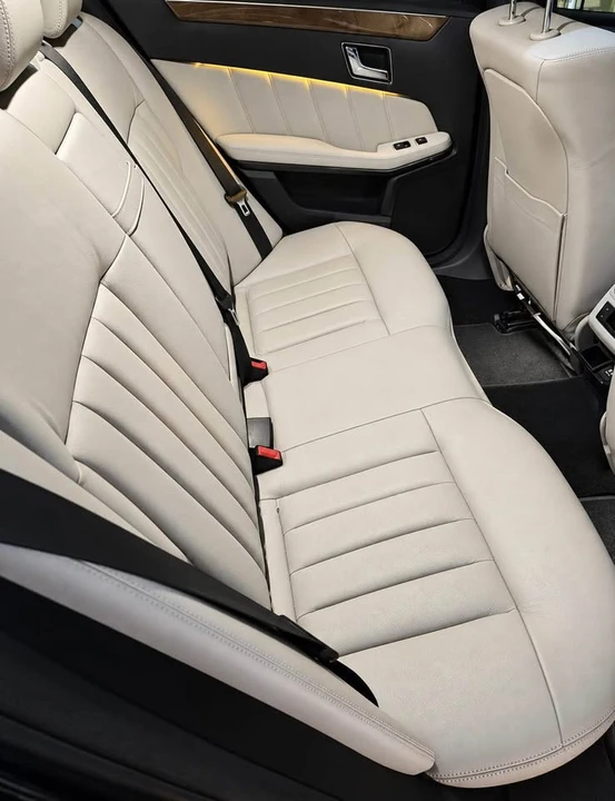 2010 Mercedes-Benz W212 E-Class - Image 6 of 7