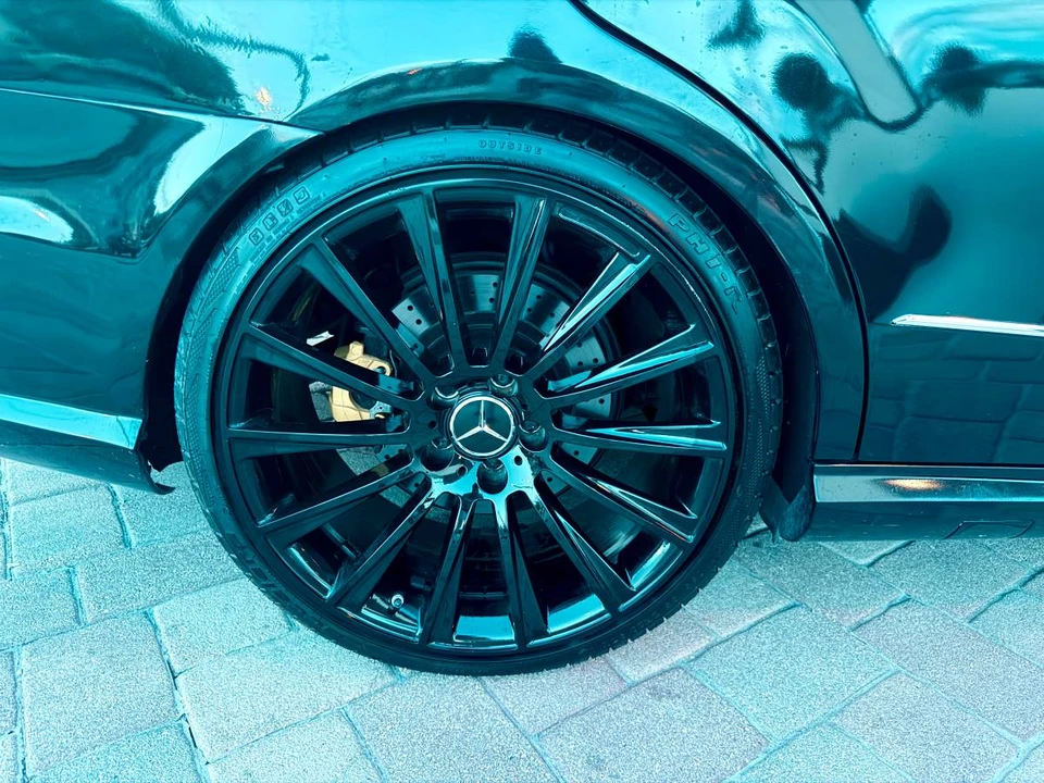 2010 Mercedes-Benz W212 E-Class - Image 8 of 24