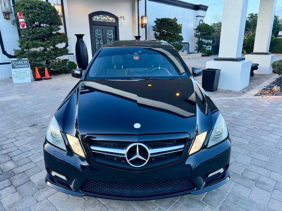 2010 Mercedes-Benz W212 E-Class - Image 2 of 24