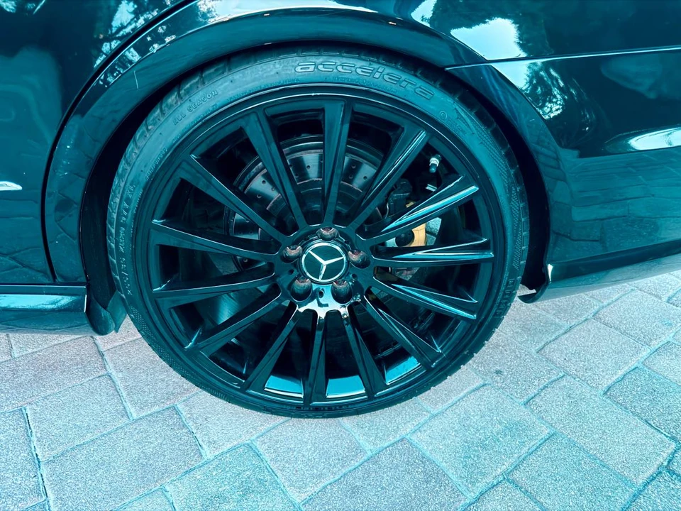 2010 Mercedes-Benz W212 E-Class - Image 7 of 24