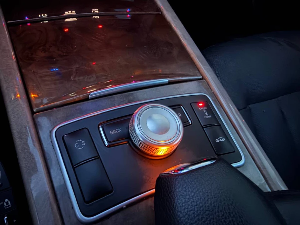 2010 Mercedes-Benz W212 E-Class - Image 18 of 24