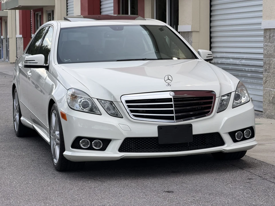 2010 Mercedes-Benz W212 E-Class - Image 27 of 31