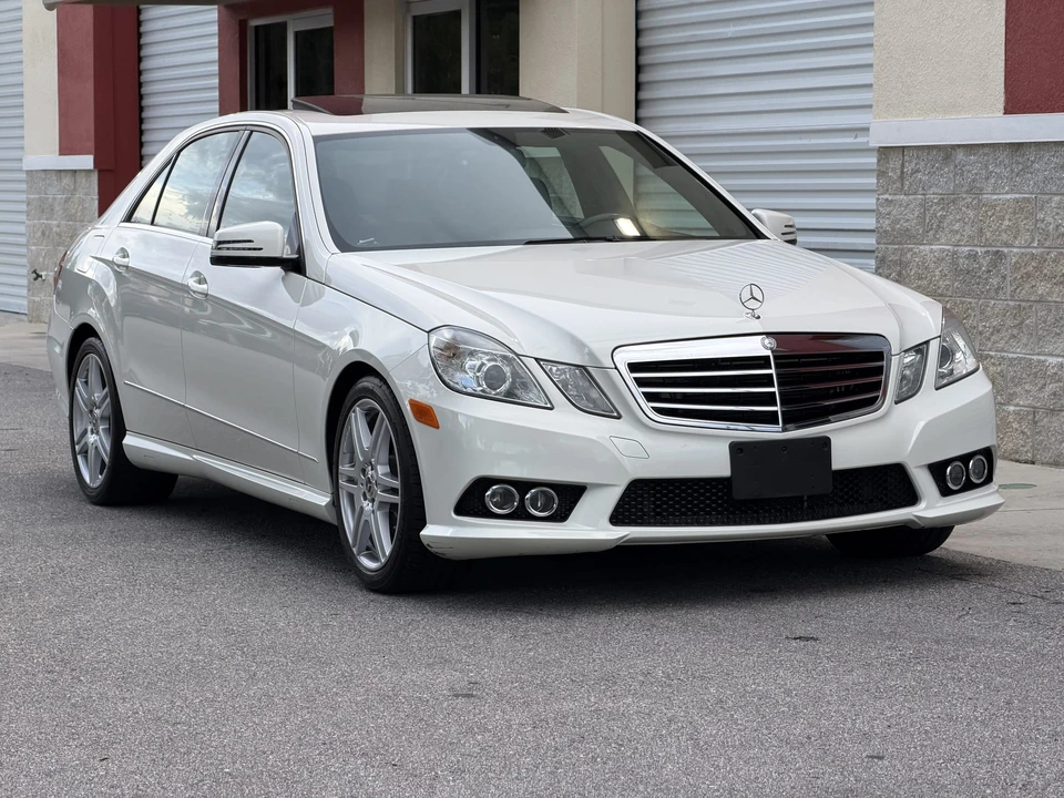 2010 Mercedes-Benz W212 E-Class - Image 26 of 31