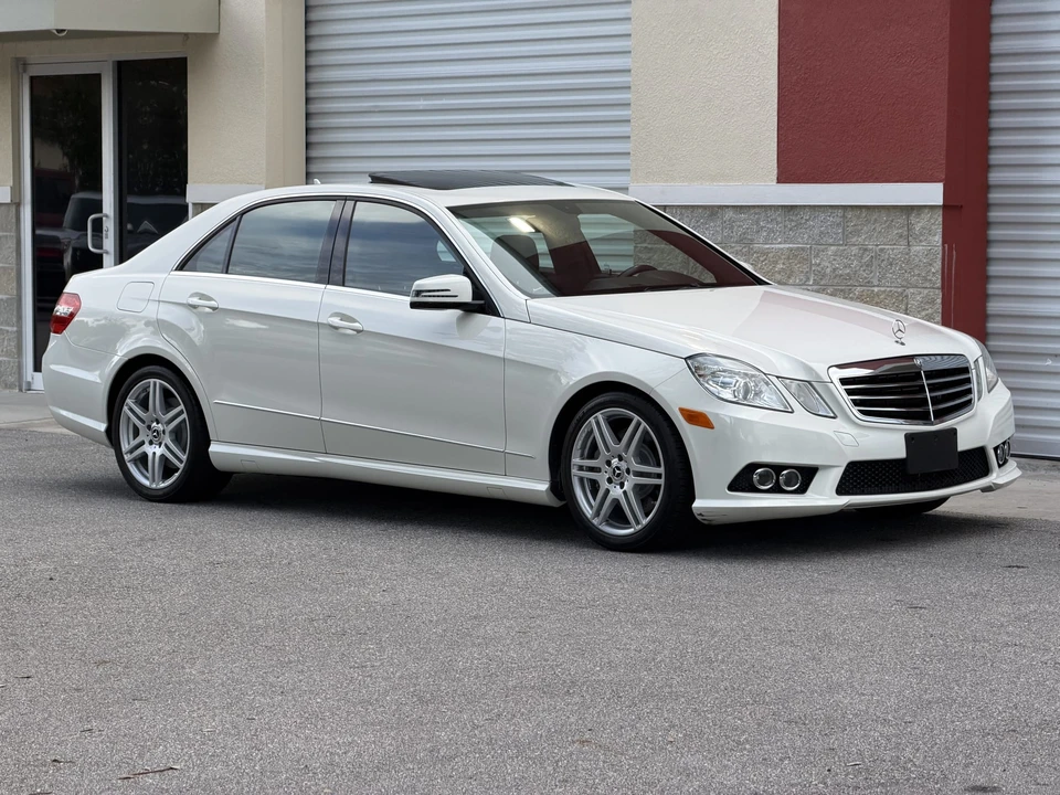 2010 Mercedes-Benz W212 E-Class - Image 24 of 31