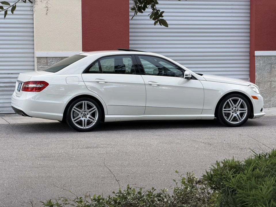 2010 Mercedes-Benz W212 E-Class - Image 19 of 31