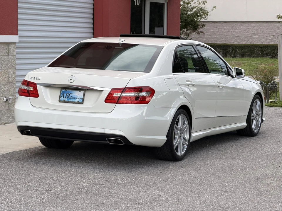 2010 Mercedes-Benz W212 E-Class - Image 16 of 31