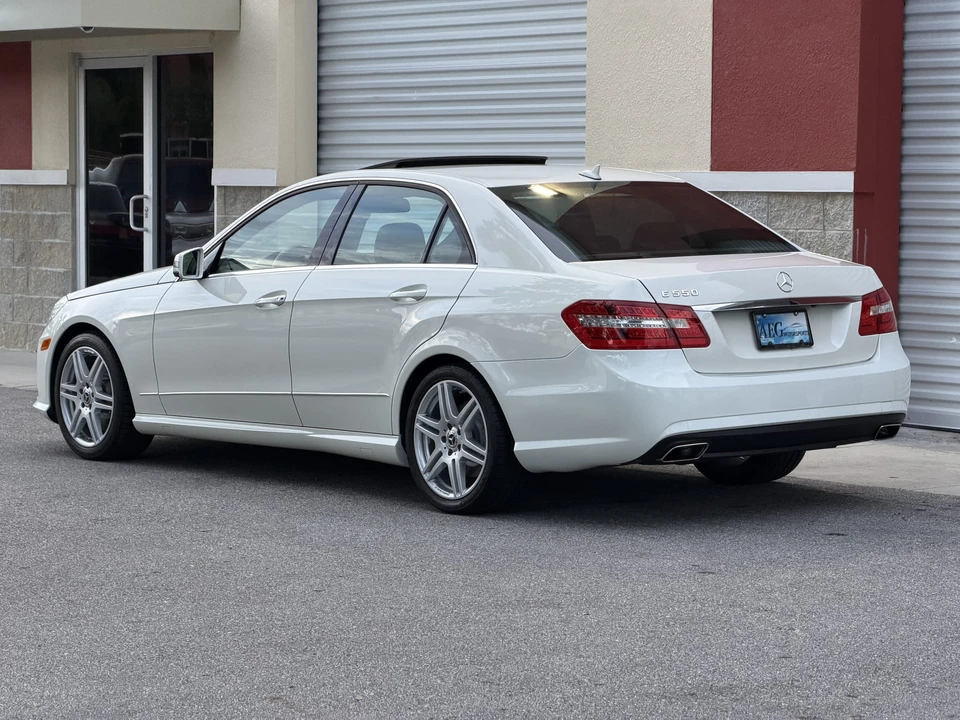 2010 Mercedes-Benz W212 E-Class - Image 12 of 31