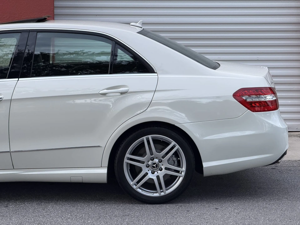 2010 Mercedes-Benz W212 E-Class - Image 29 of 31