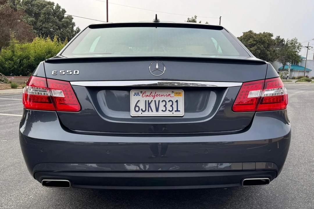 2010 Mercedes-Benz W212 E-Class - Image 5 of 31