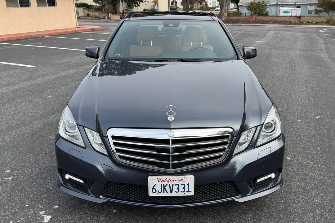 2010 Mercedes-Benz W212 E-Class - Image 2 of 31