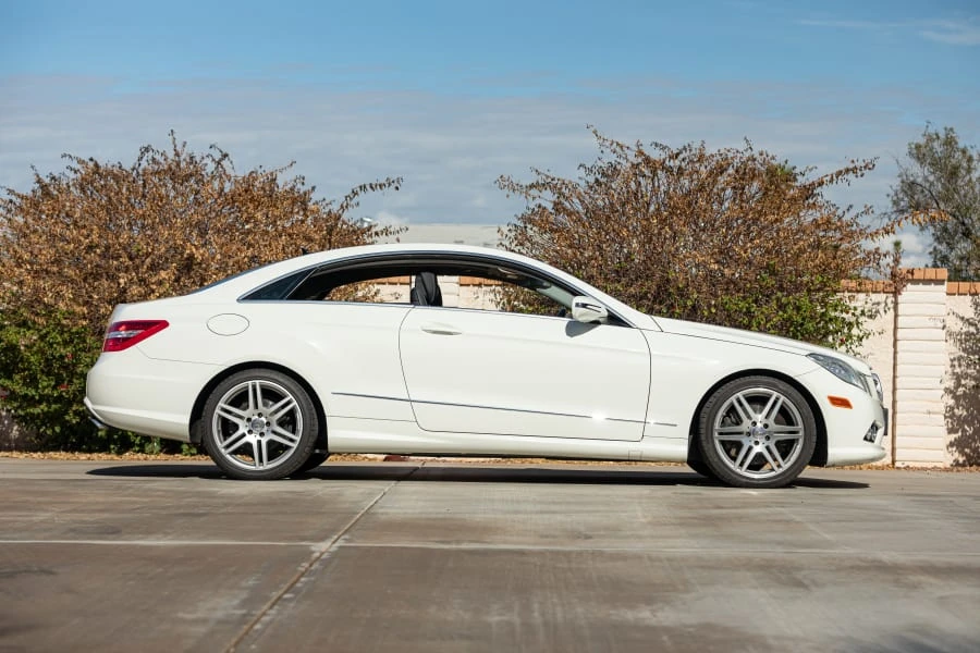 2010 Mercedes-Benz W212 E-Class - Image 2 of 14