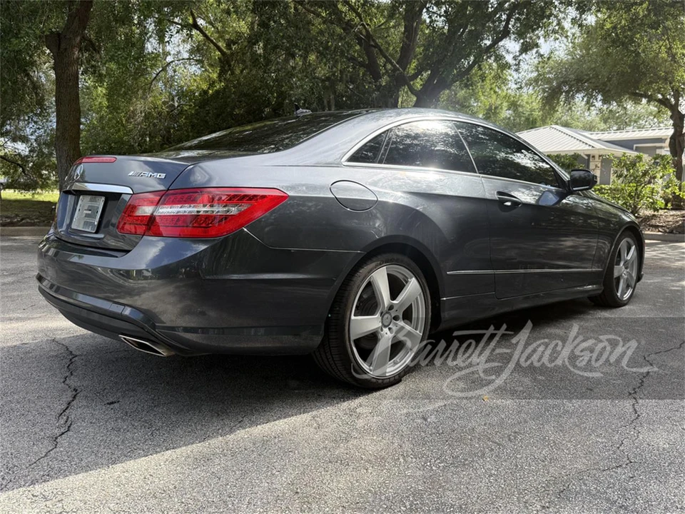 2010 Mercedes-Benz W212 E-Class - Image 3 of 4