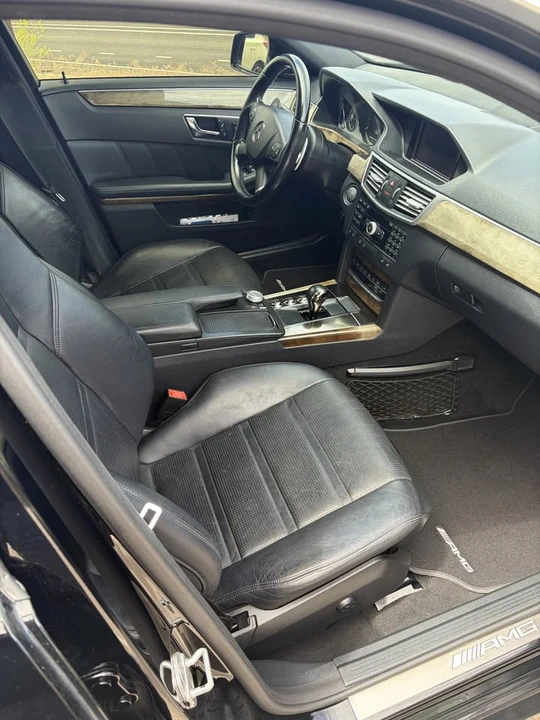 2010 Mercedes-Benz W212 E-Class - Image 11 of 14