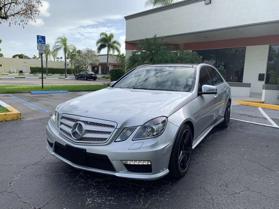 2010 Mercedes-Benz W212 E 63 AMG - Image 9 of 31