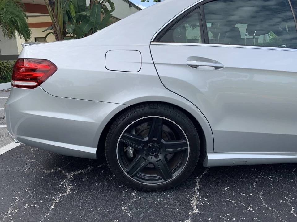 2010 Mercedes-Benz W212 E 63 AMG - Image 30 of 31