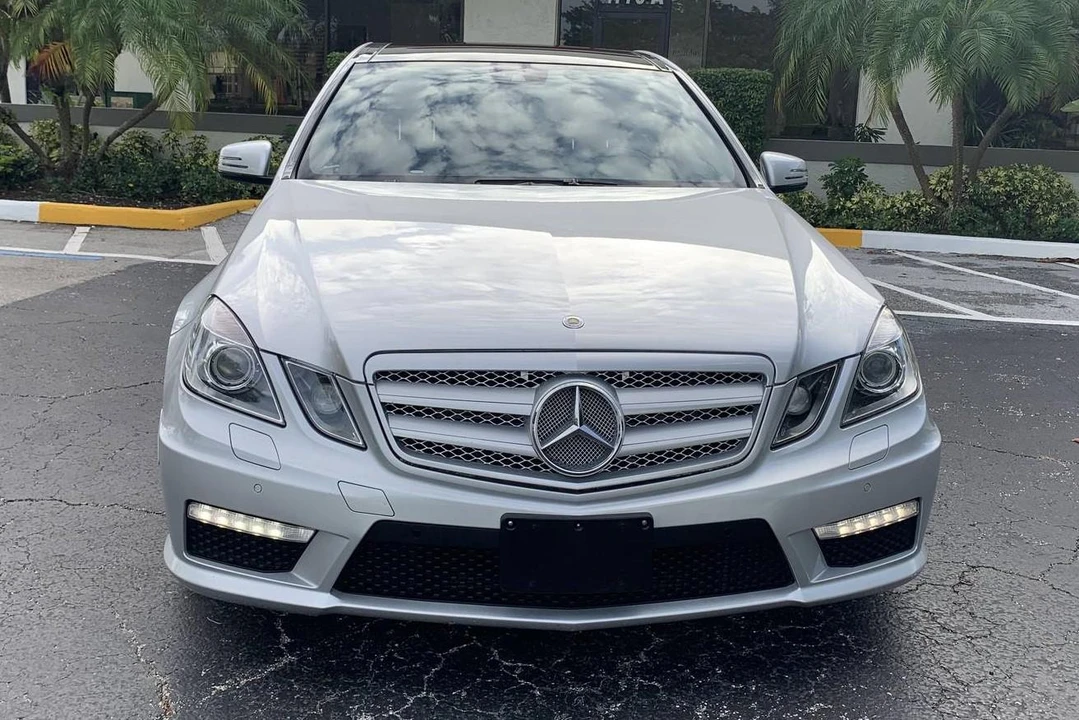 2010 Mercedes-Benz W212 E 63 AMG - Image 5 of 31