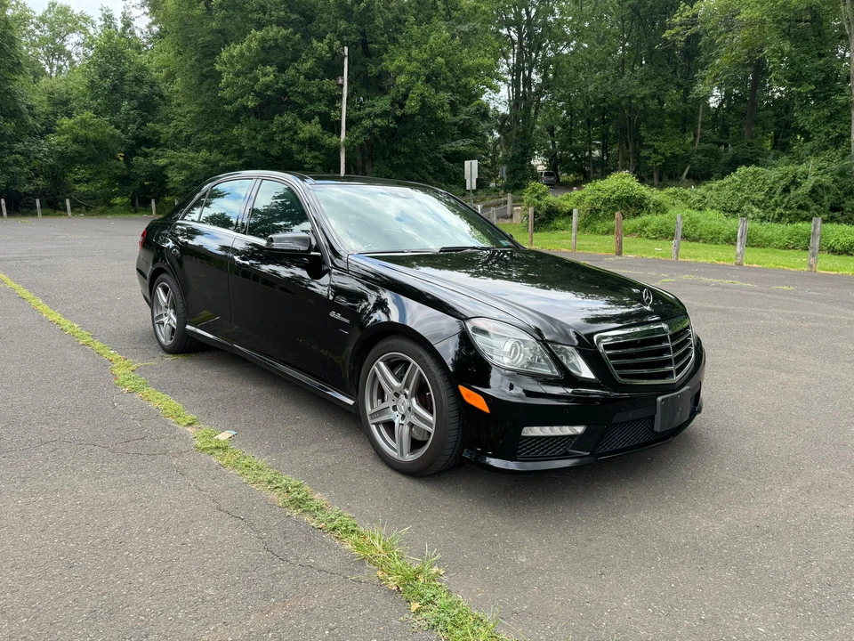 2010 Mercedes-Benz W212 E 63 AMG - Image 16 of 31
