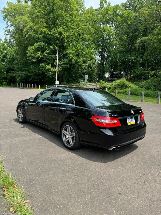 2010 Mercedes-Benz W212 E 63 AMG - Image 9 of 31