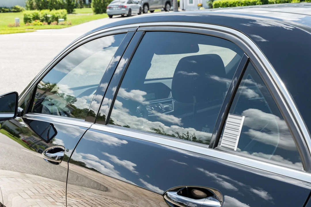 2010 Mercedes-Benz W212 E 63 AMG - Image 17 of 31