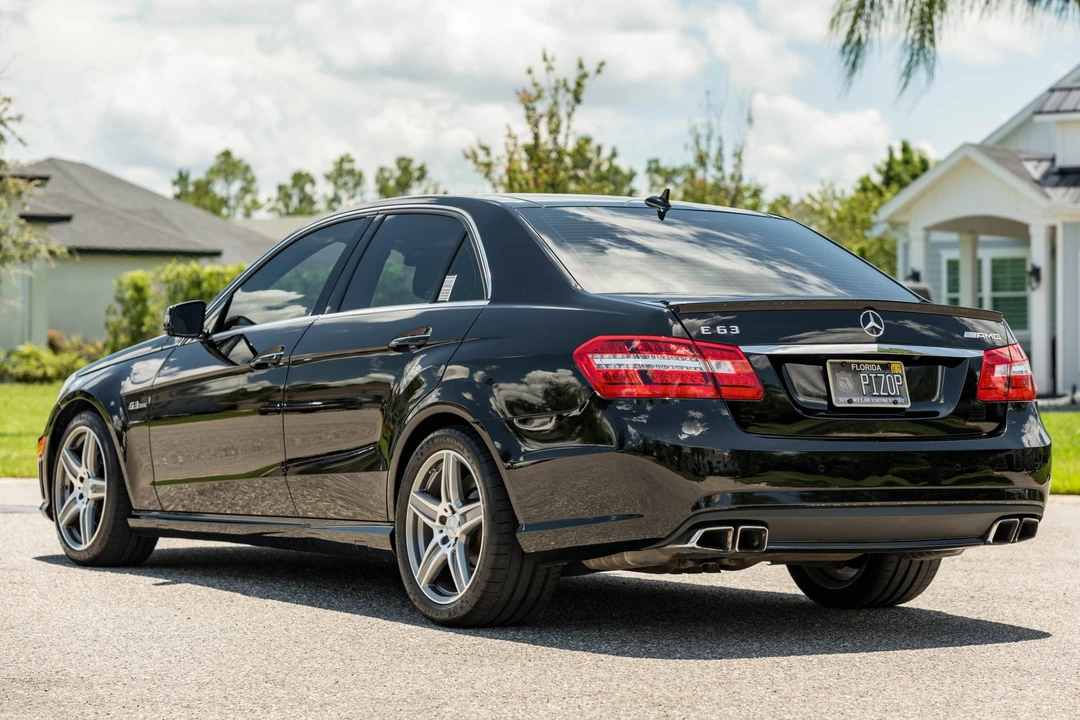 2010 Mercedes-Benz W212 E 63 AMG - Image 4 of 31