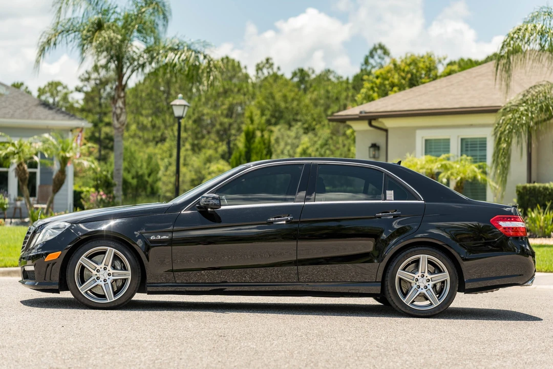2010 Mercedes-Benz W212 E 63 AMG - Image 3 of 31