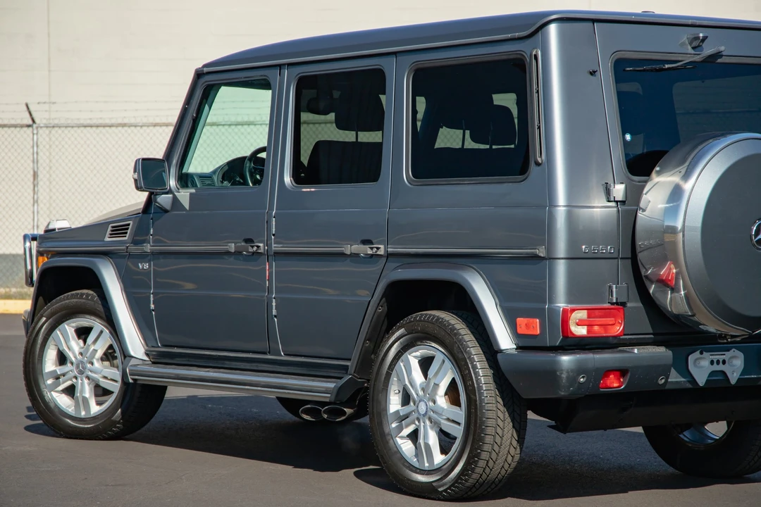 2010 Mercedes-Benz W463 G-Class - Image 13 of 31