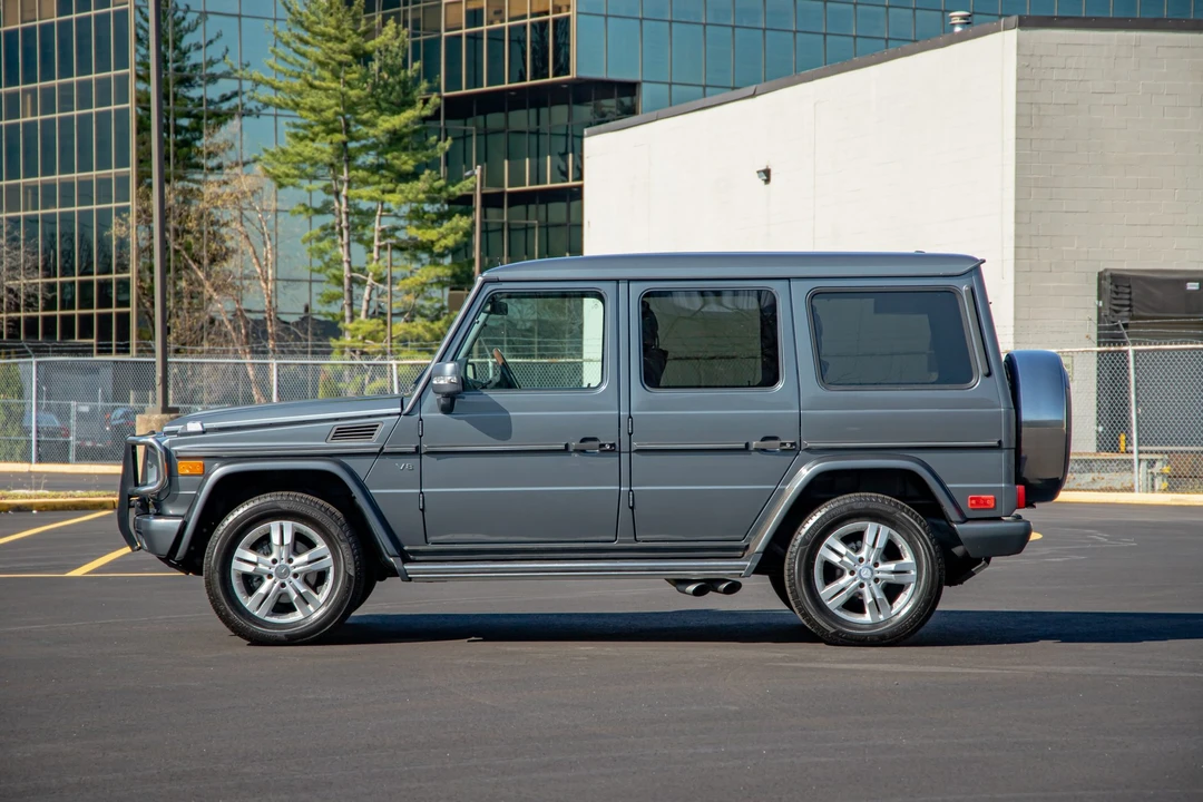 2010 Mercedes-Benz W463 G-Class - Image 4 of 31