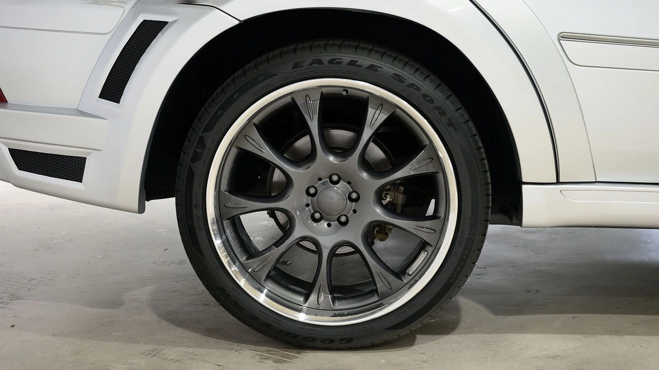 2010 Mercedes-Benz X164 GL-Class - Image 20 of 31