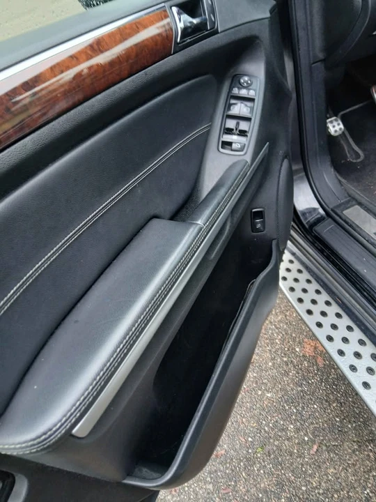 2010 Mercedes-Benz X164 GL-Class - Image 13 of 18