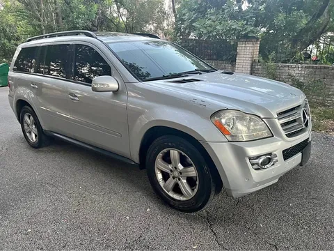 2010 Mercedes-Benz GL-Class GL 450 4MATIC Sport Utility 4D