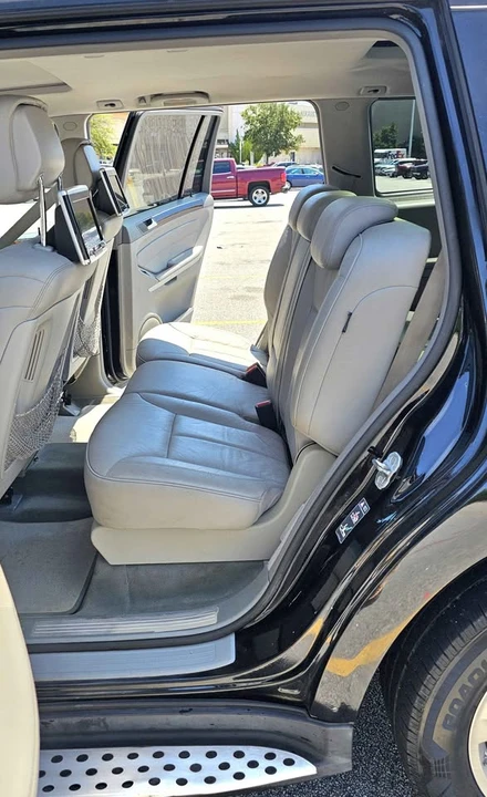 2010 Mercedes-Benz X164 GL-Class - Image 9 of 19