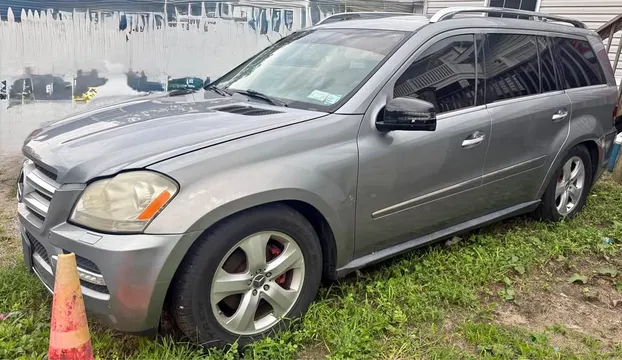 2010 Mercedes-Benz GL-Class GL 450 Sport Utility 4D