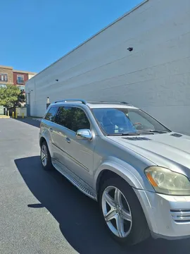 2010 Mercedes-Benz GL-Class GL 550 Sport Utility 4D