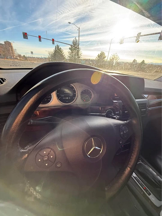2010 Mercedes-Benz GLK-Class - Image 7 of 10