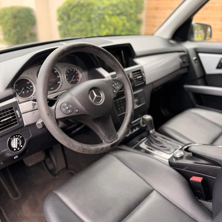 2010 Mercedes-Benz GLK-Class - Image 8 of 20