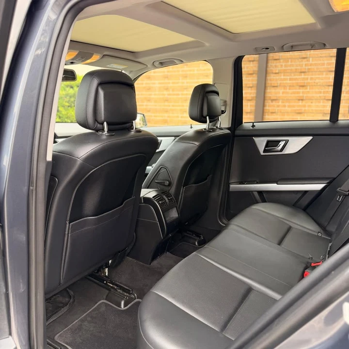 2010 Mercedes-Benz GLK-Class - Image 9 of 20