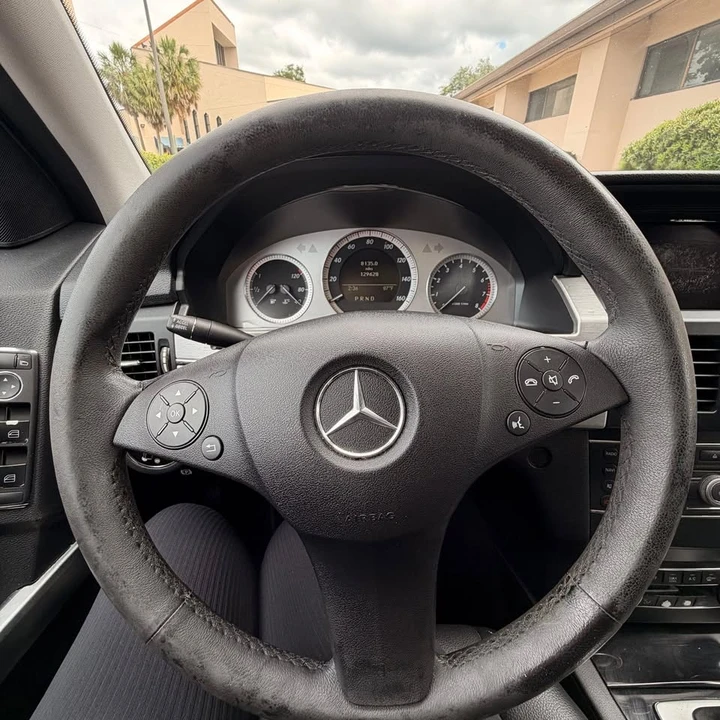 2010 Mercedes-Benz GLK-Class - Image 12 of 20