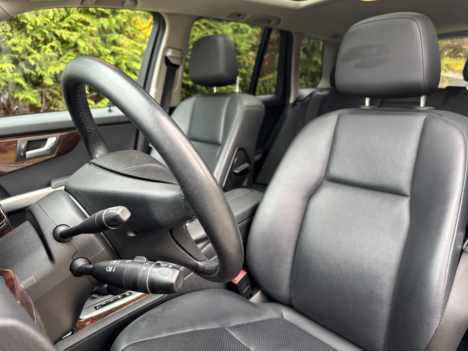 2010 Mercedes-Benz GLK-Class - Image 11 of 21