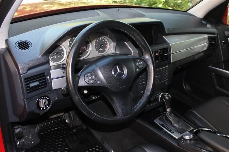 2010 Mercedes-Benz GLK-Class - Image 9 of 20